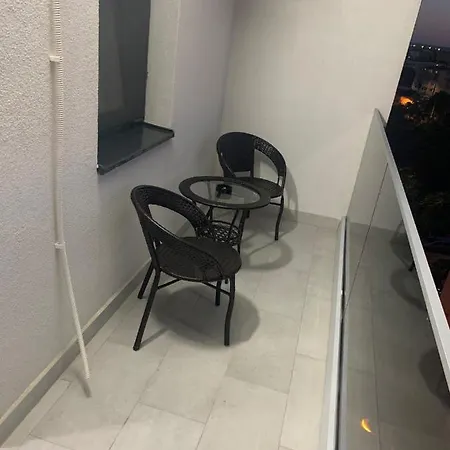 Serin Blaxy Apartment